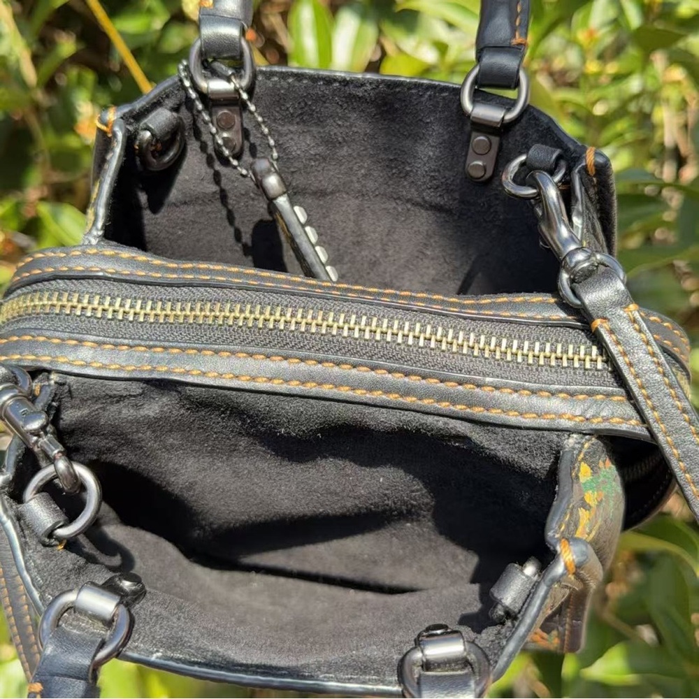 EUC Coach Rogue 17 With Pyramid Eye 46740 - Picture 8 of 12